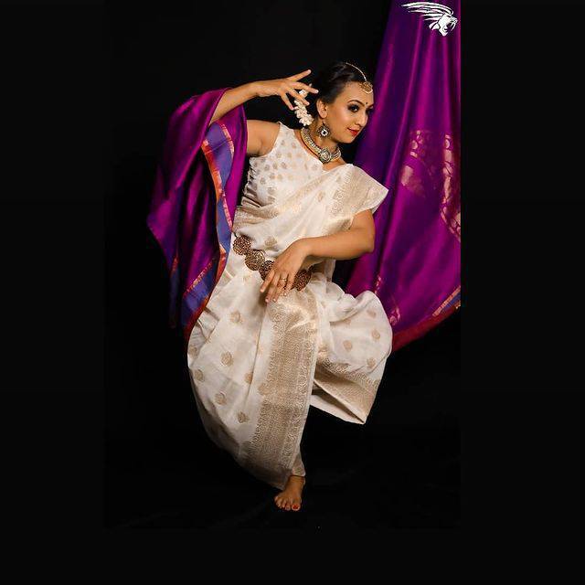 On pushing parents to send their boys to a dance class | Medha Dixit Vellal | Bharatanatyam Dancer & Founder of Svasti Art foundation